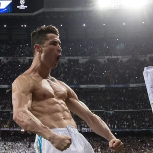 Nổi tiếng về độ giàu có, thế nhưng Cristiano Ronaldo vẫn chưa thể lọt vào được top 3 danh sách này