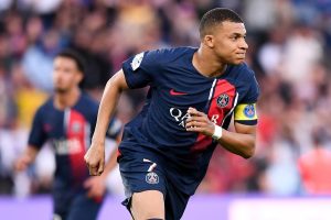 Mbappe được kỳ vọng sẽ là cái tên sẽ có thể thay thế Messi và Ronaldo trở thành cầu thủ đá hay nhất thế giới trong tương lai