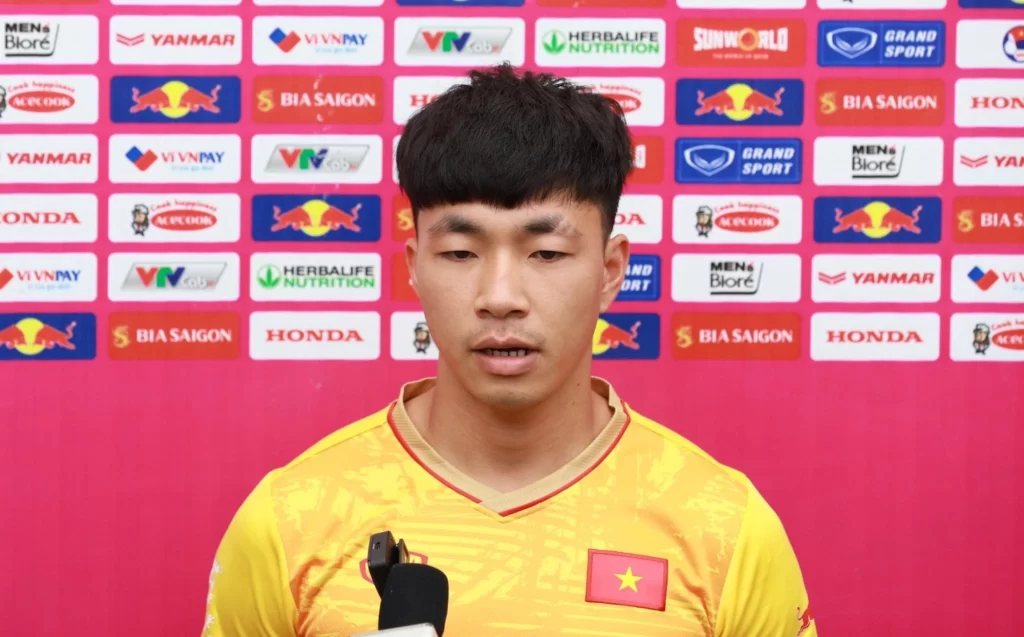 Gặp chấn thương tại Sea Games 22 nhưng chắc chắn anh sẽ có những màn thể hiện tốt tại các giải đấu khác Gặp chấn thương tại Sea Games 22 nhưng chắc chắn anh sẽ có những màn thể hiện tốt tại các giải đấu khác