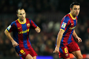 Sẽ khó có bộ đôi nào có thể vượt mặt được Xavi - Iniesta về độ ăn ý khi thi đấu