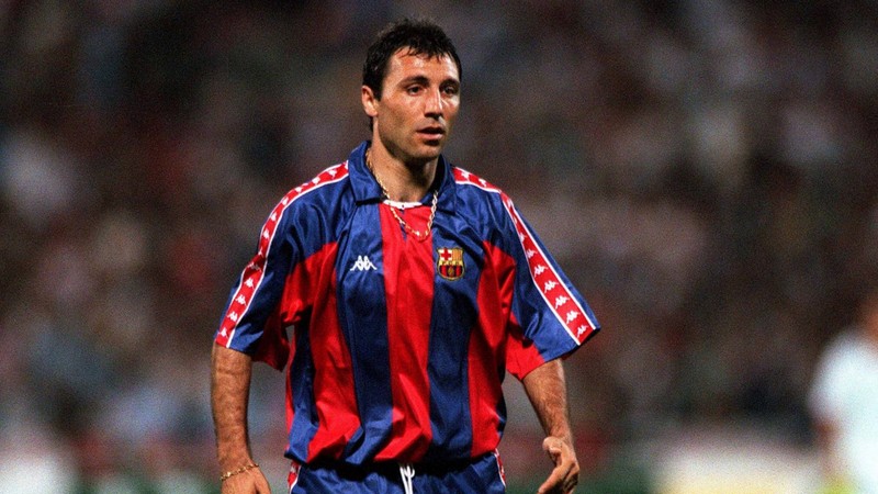 Hristo Stoichkov cũng là cầu thủ lừng danh của bóng đá thế giới Hristo Stoichkov cũng là cầu thủ lừng danh của bóng đá thế giới